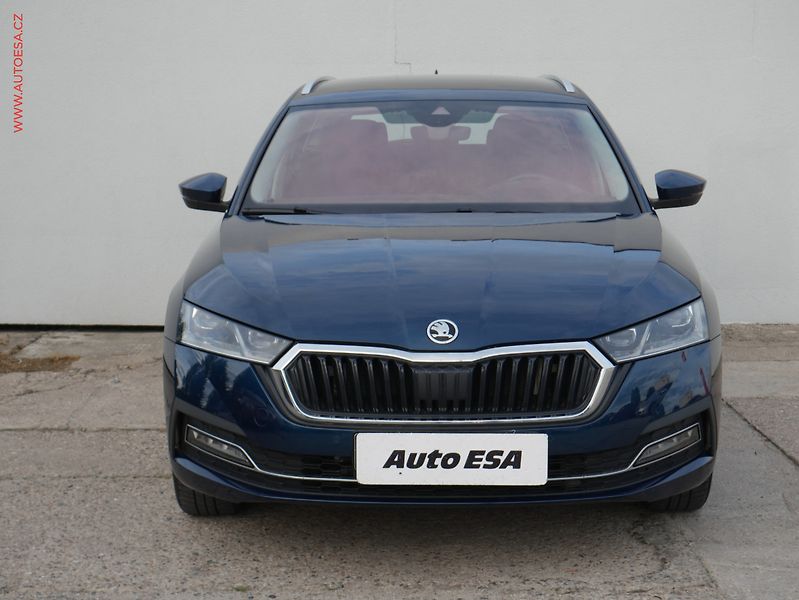 Škoda Octavia (2021) 1.5 TSi, ČR, LED, TZ, park. - fotka 2 z 18