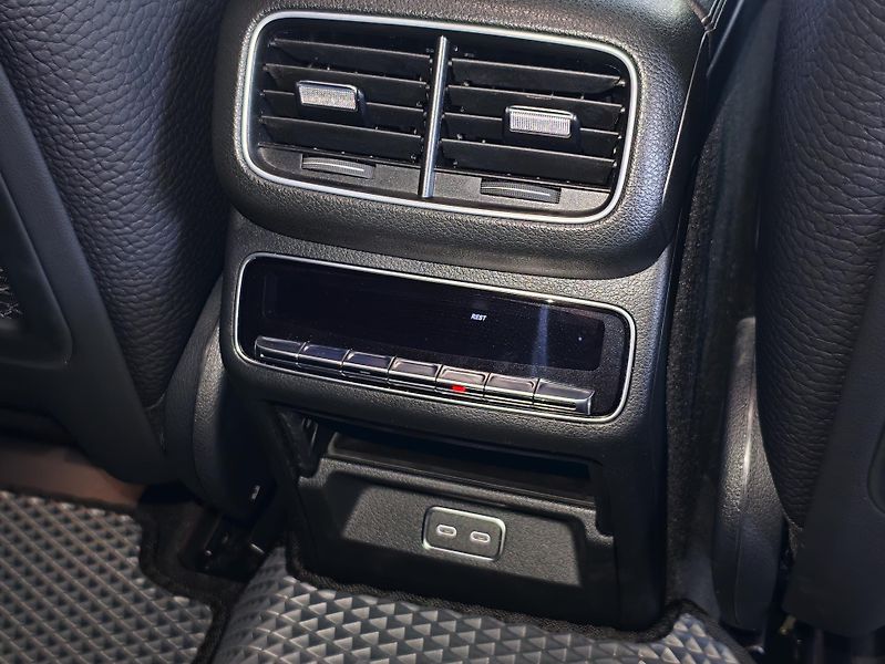 Mercedes-Benz GLE 450 d 4MATIC Coupe - fotka 26 z 30