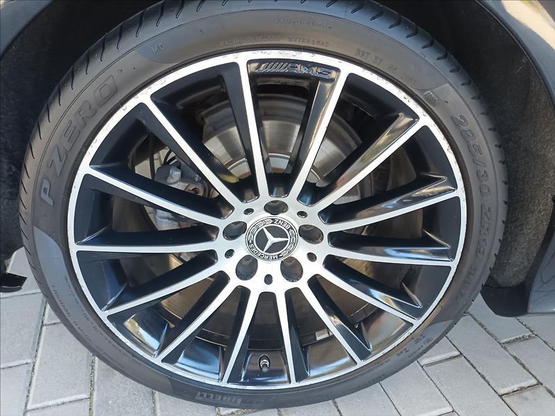 Mercedes-Benz CLS 3,0 350d,4Matic,190kw,ČR,1MAJ, - fotka 25 z 43