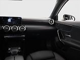 Mercedes-Benz Třídy A (2018) A 200 - náhled 8