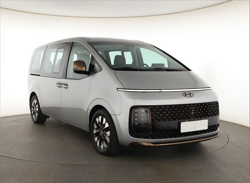 Hyundai Staria (2022) 2.2 CRDi, ČR, 1Maj, DPH - fotka 1 z 30