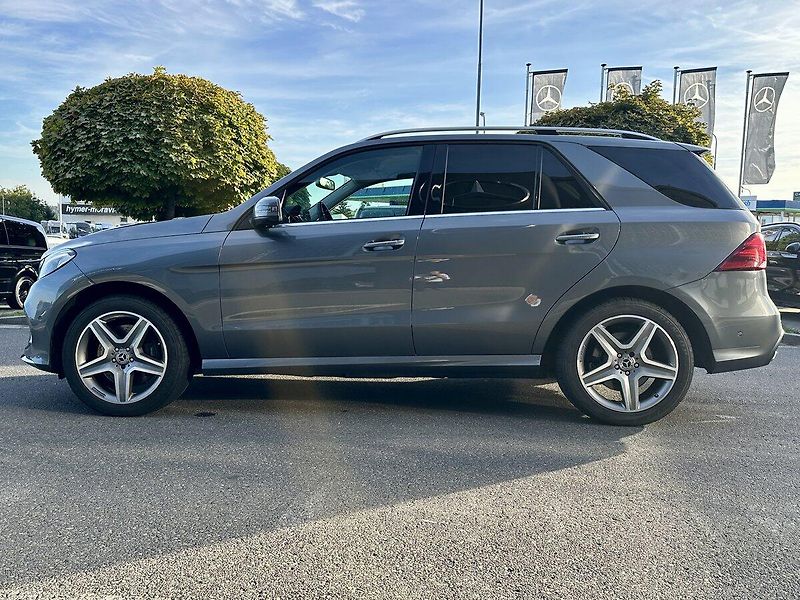 Mercedes-Benz GLE (2018) 400 4MATIC - fotka 6 z 32