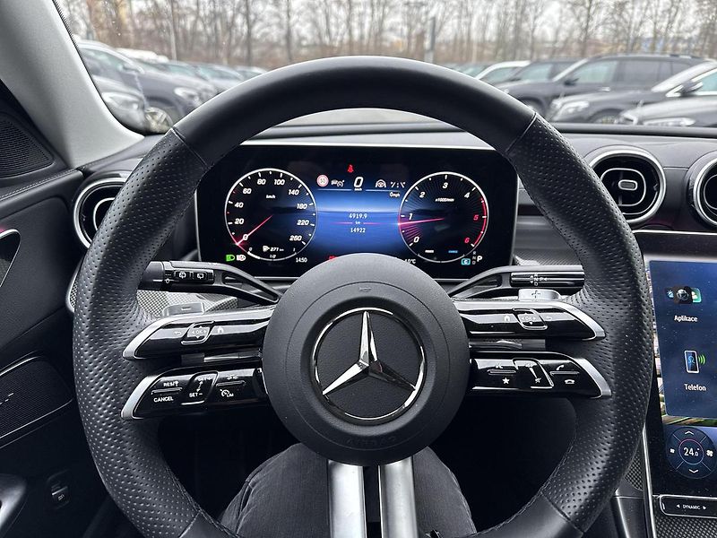 Mercedes-Benz Třídy C C 220d 4MATIC Kombi - fotka 11 z 16