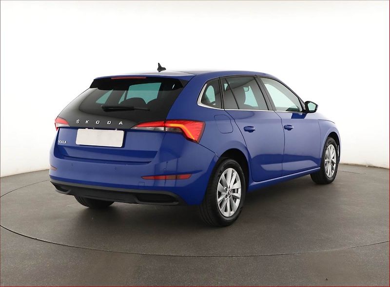 Škoda Scala (2023) Style 1.0 TSI, Automat, ČR - fotka 5 z 16