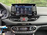 Hyundai i30 (2023) 1.0 T-GDI / 88 kW, Automat - náhled 12