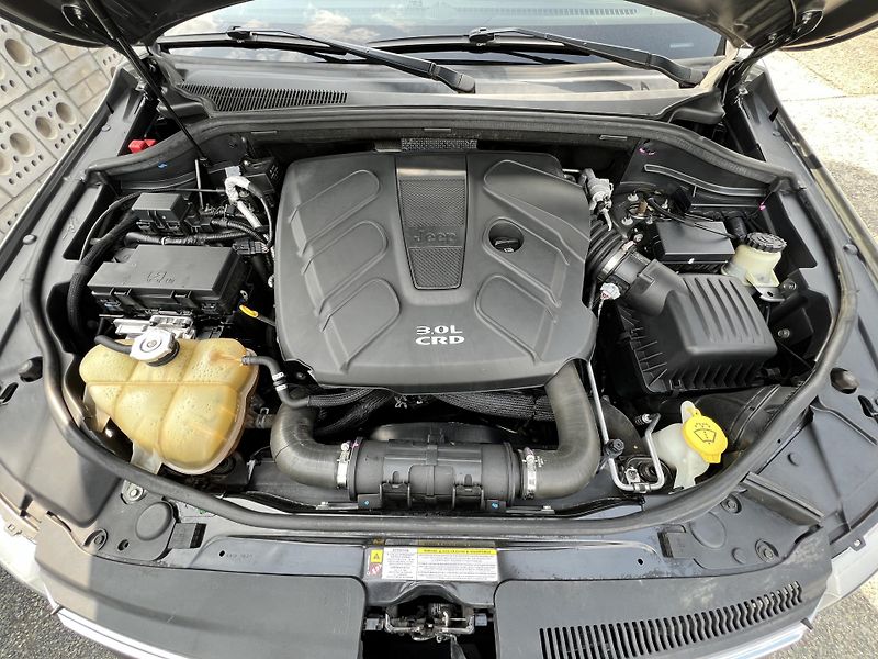 Jeep Grand Cherokee 3.0CRD OVERLAND KŮŽE odp.DPH - fotka 32 z 41