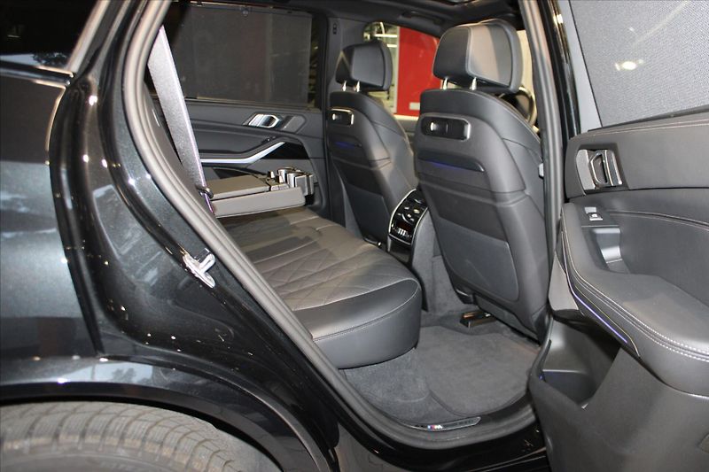 BMW X5 xDrive30d M Sport Pro DAProf/N - fotka 30 z 37