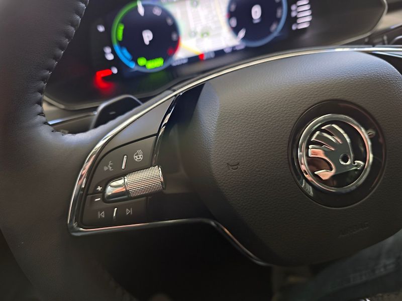 Škoda Superb iV 1.4 TSi Style Plug-in 160kW - fotka 18 z 50