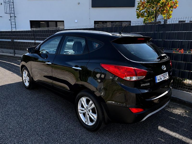 Hyundai ix35 (2012) 1.6 GDI - 1.majitel ČR - fotka 3 z 18