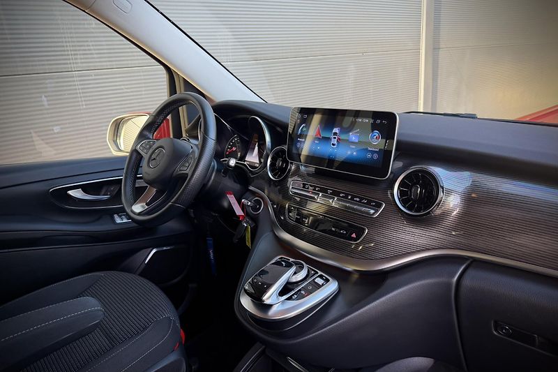 Mercedes-Benz Třídy V (2019) V 250d 4Matic Avantgarde Lang - fotka 10 z 45