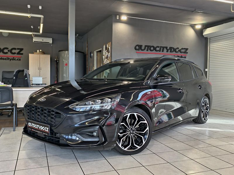 Ford Focus 2.0 EcoBlue A/T ST-Line, LED   - fotka 3 z 27
