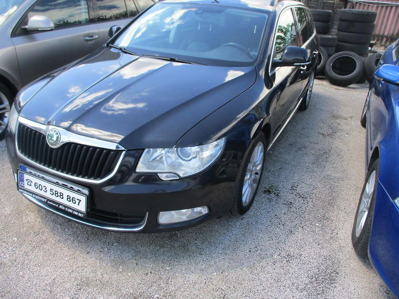 Škoda Superb (2013) combi II 4x4 2,0 TDi - fotka 2 z 11