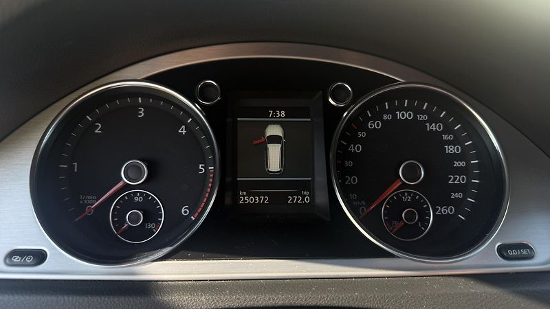 Volkswagen Passat Variant (2013) 2.0TDI 130KW DSG 4MOTION - fotka 19 z 30