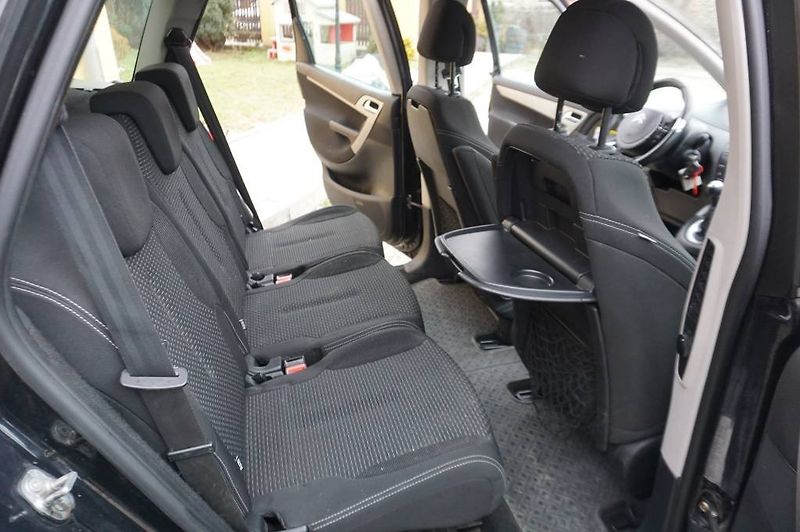 Citroën C4 Picasso (2009) 1,6  HDI - fotka 28 z 39