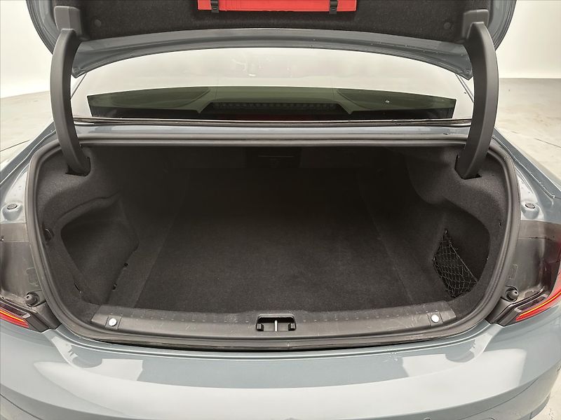 Volvo S90 2,0 B5 184kW CZ DPH - fotka 10 z 41