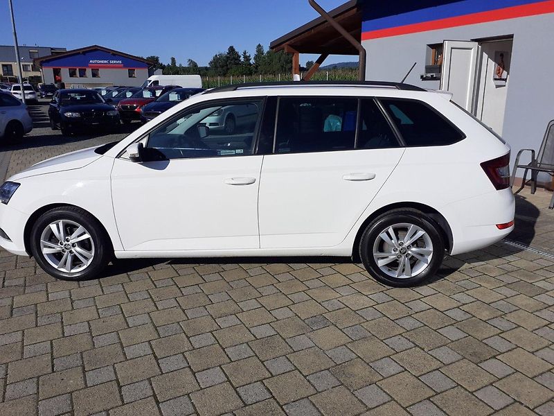 Škoda Fabia (2021) KOMBI 1.0 TSi STYLE - fotka 6 z 36