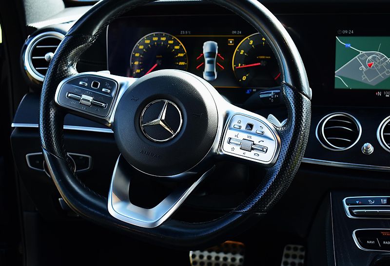 Mercedes-Benz Třídy E (2020) E450 V6 Biturbo 4matic - fotka 7 z 10