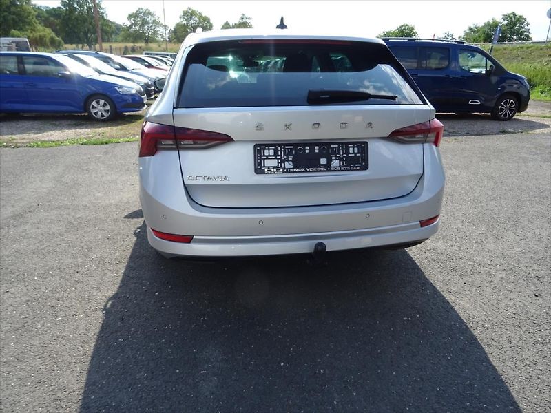 Škoda Octavia 1,0 TSi 81 kW Business - fotka 8 z 29