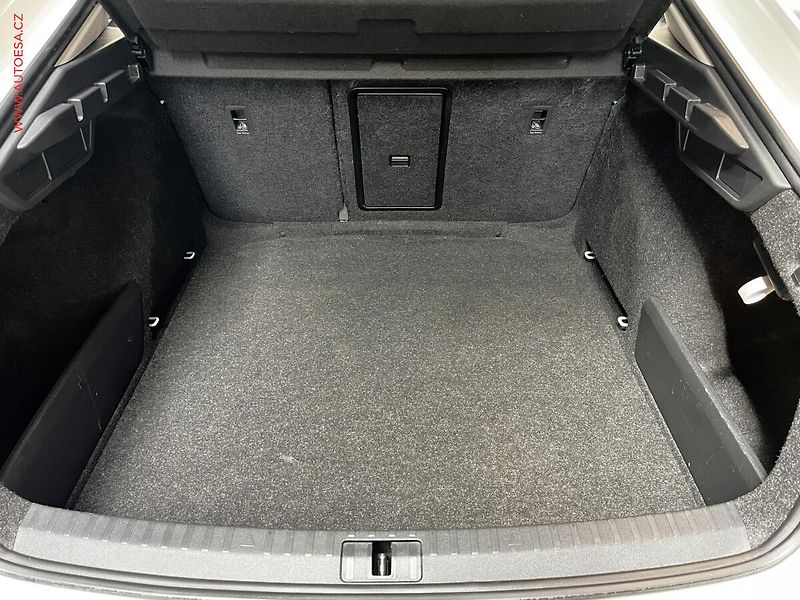 Škoda Octavia (2021) 2.0TDi, ČR, Ambition, +kola - fotka 7 z 18