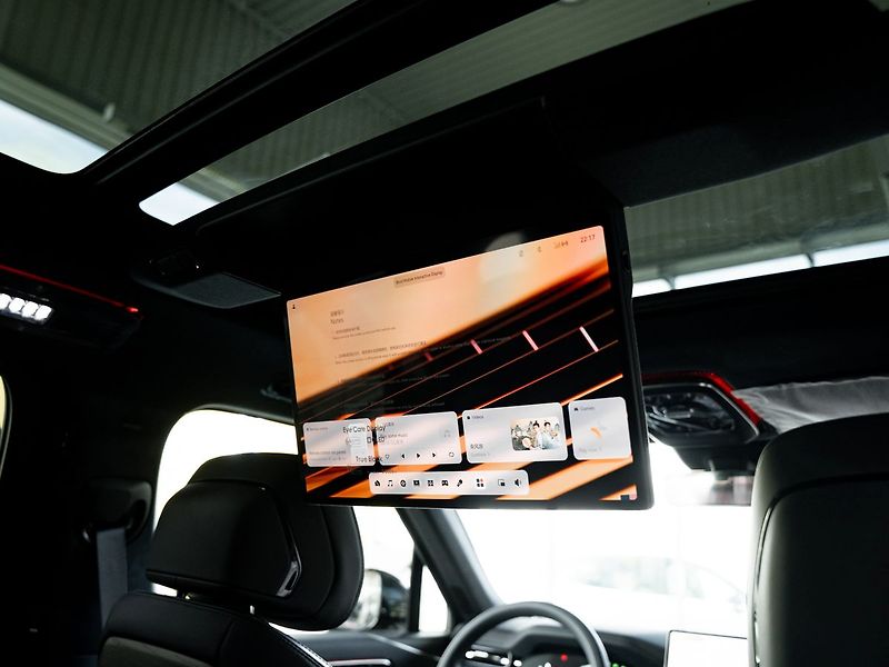 ZEEKR 9X Ultra 70kWh Hyper-SUV 4WD - fotka 21 z 28
