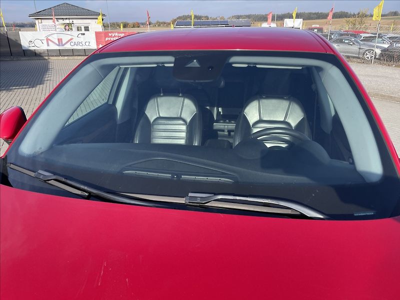 Alfa Romeo Stelvio 2,0 Turbo 280k Q4 AT8 4x4 Tažn - fotka 30 z 30