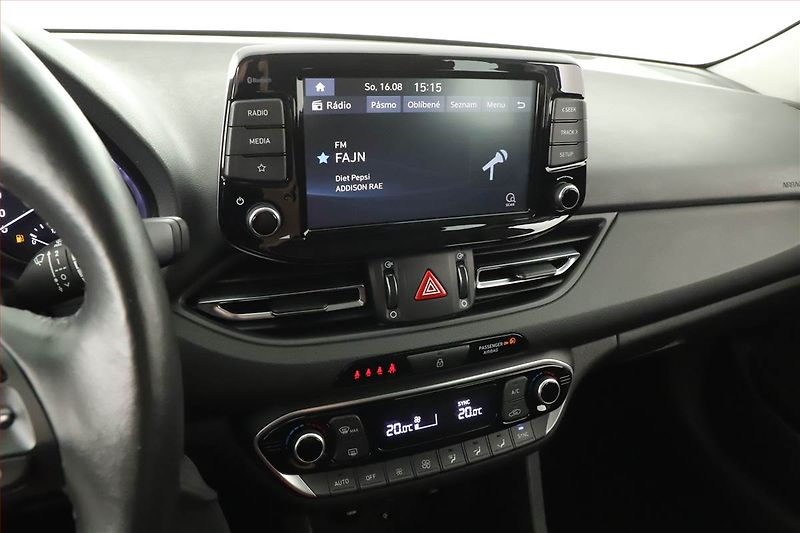 Hyundai i30 (2021) Smart 1.6 CRDi, ČR,1.maj - fotka 10 z 14