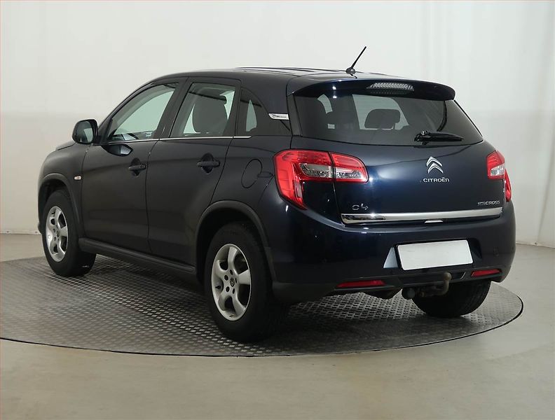 Citroën C4 Aircross (2015) 1.6 HDi, 4X4, Serv.kniha - fotka 4 z 13