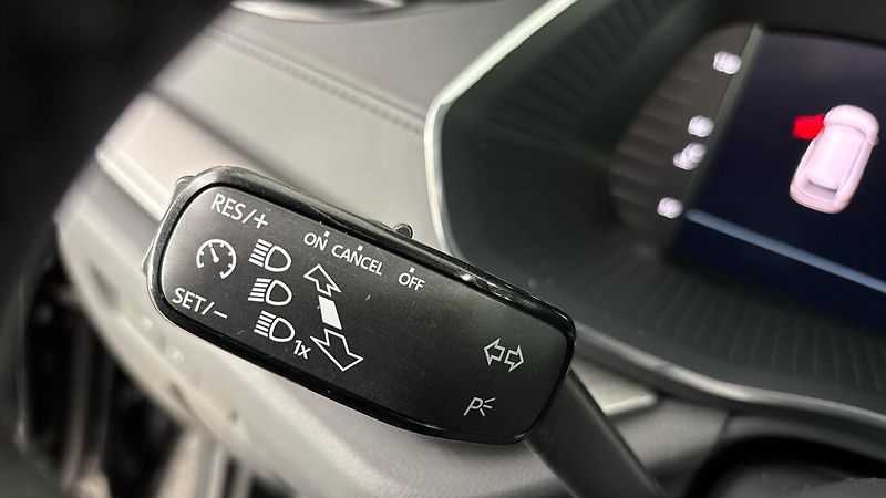 Škoda Octavia 2.0 TDI Ambition Combi - fotka 14 z 23