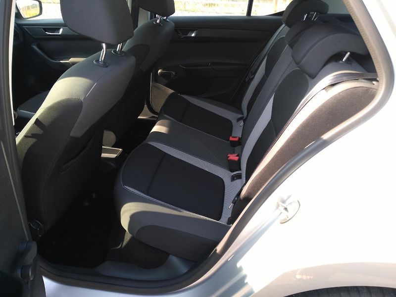 Škoda Fabia 1,0 TSI - fotka 7 z 36
