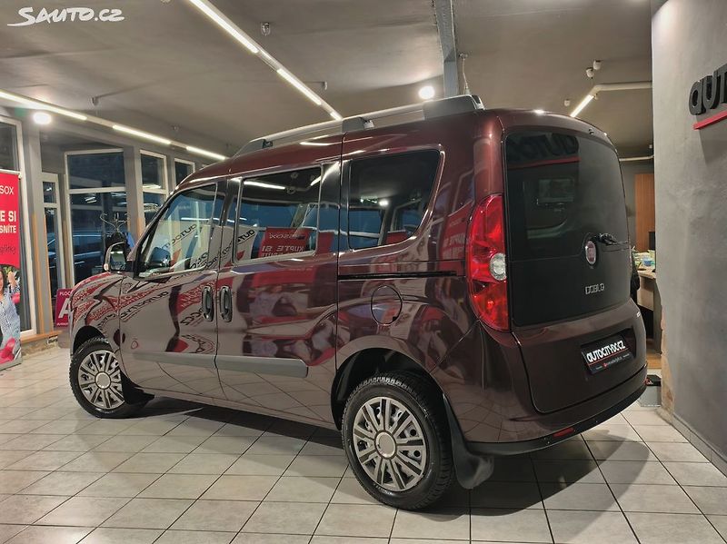 Fiat Dobló 2.0MJT 99kW KLIMA VÝHŘEVY, PDC - fotka 5 z 20