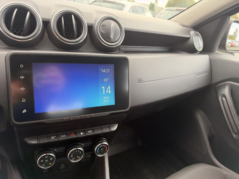 Dacia Duster 1.0 TCe,47tis km,2022,1.Maj,ČR - fotka 14 z 20