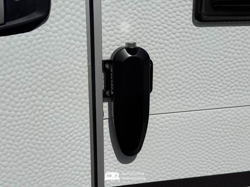 Weinsberg CaraOne (2022) 550UK Klíma,Mover,Nosič Predst - fotka 21 z 29