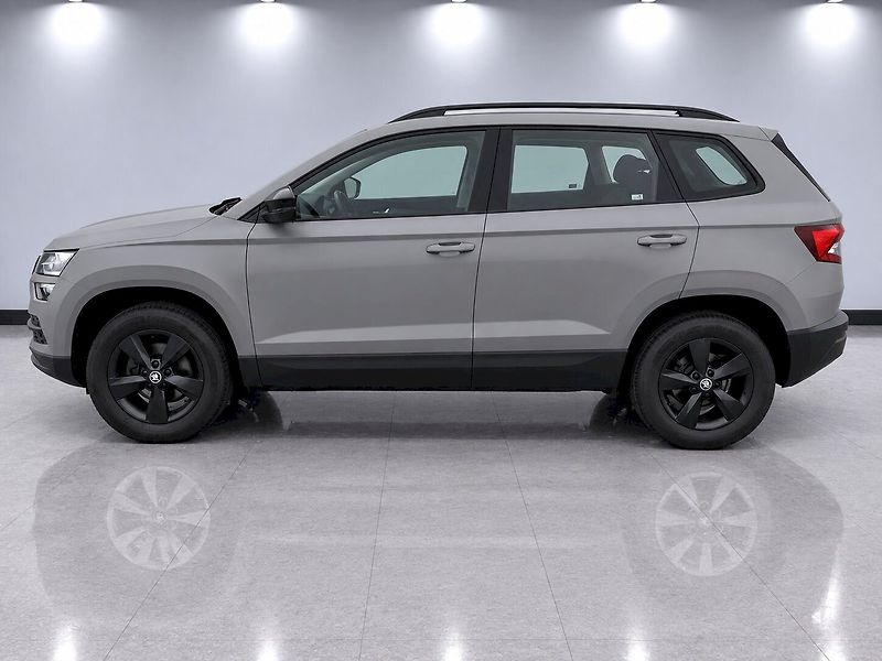 Škoda Karoq (2018) AMBITION TSI 1.0/85KW 6MP - fotka 3 z 23