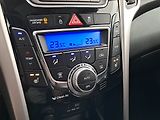 Hyundai i30 (2015) 1.6 MPI, ČR,1.maj, Serv.kniha - náhled 19