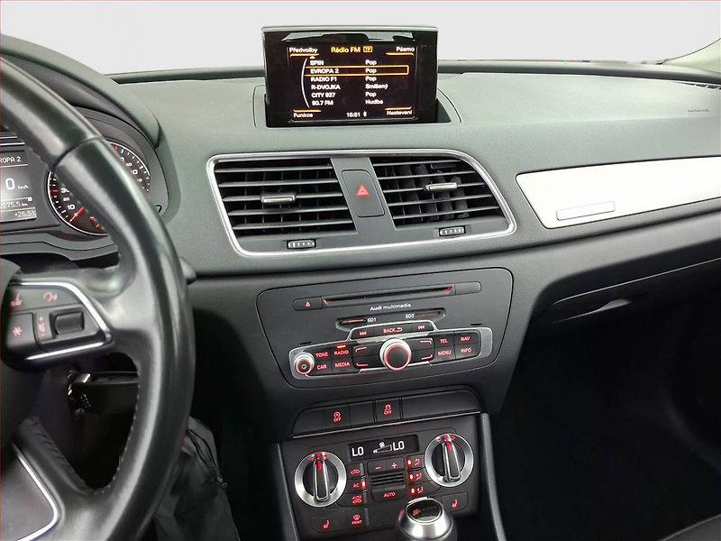Audi Q3 (2013) 2.0 TDI, 4X4, Automat, Navi - fotka 12 z 16