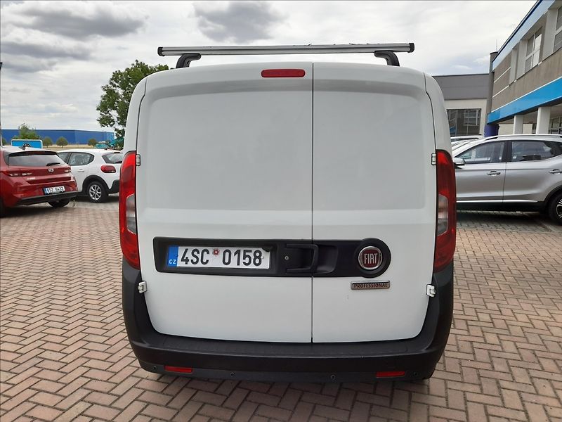 Fiat Dobló 1,4 i - fotka 7 z 18