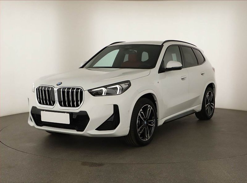 BMW X1 (2025) sDrive20i - fotka 2 z 20
