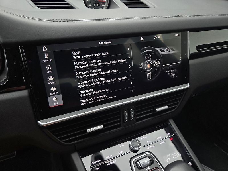 Porsche Cayenne TURBO 1maj ZÁRUKA 11/27 - fotka 35 z 49