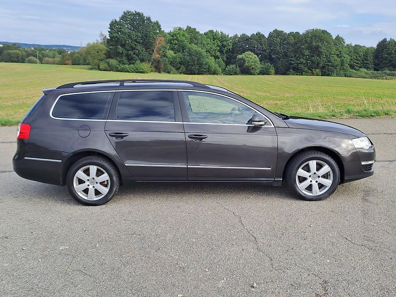 Volkswagen Passat (2006) 2.0 TDi  - fotka 3 z 32