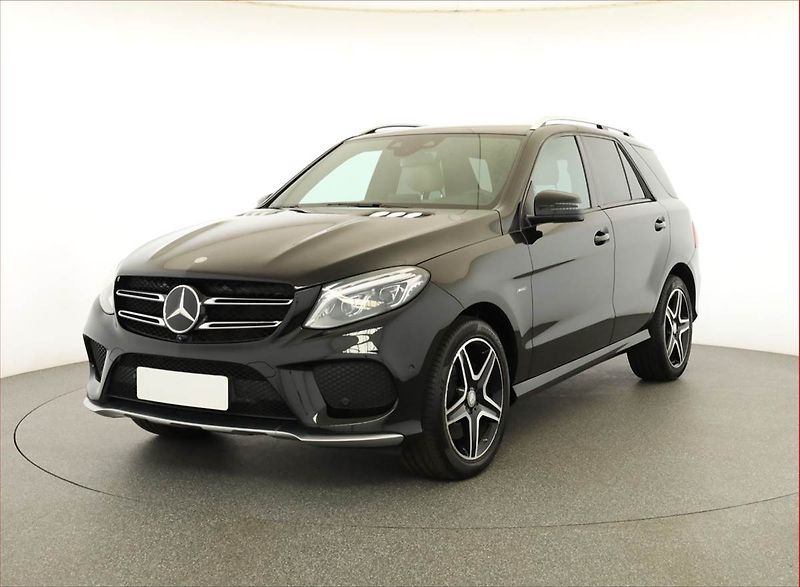 Mercedes-Benz GLE (2016) AMG line 450 AMG, AMG Line - fotka 2 z 21