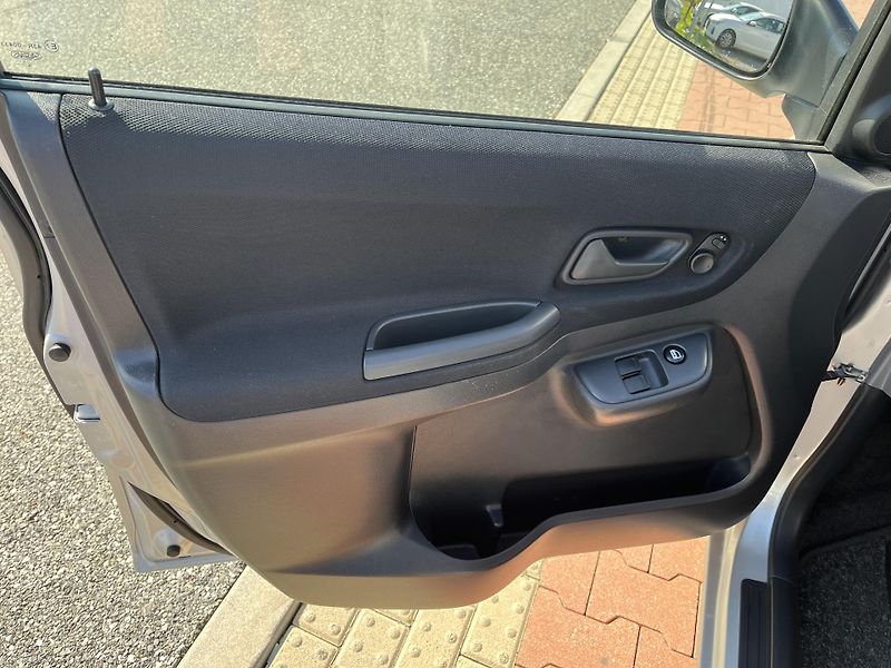Subaru Justy (2005) 1.3 G3X 4x4  48 258 km !!! - fotka 10 z 28