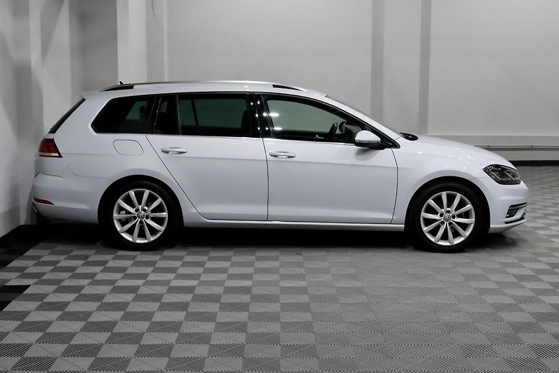 Volkswagen Golf Variant 7 FL 1.4 TSI 92 kW Highline - fotka 4 z 35