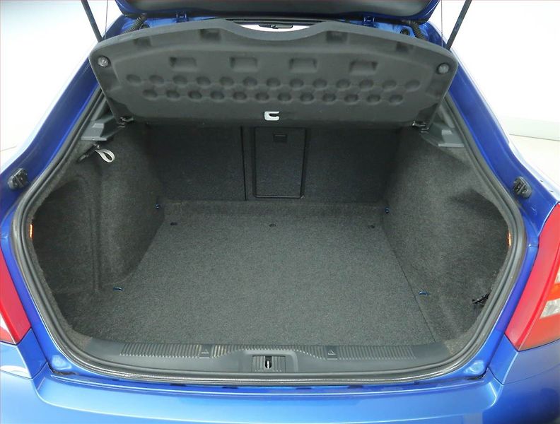 Škoda Octavia (2009) RS 2.0 TFSI, udržované, Xenony - fotka 13 z 15