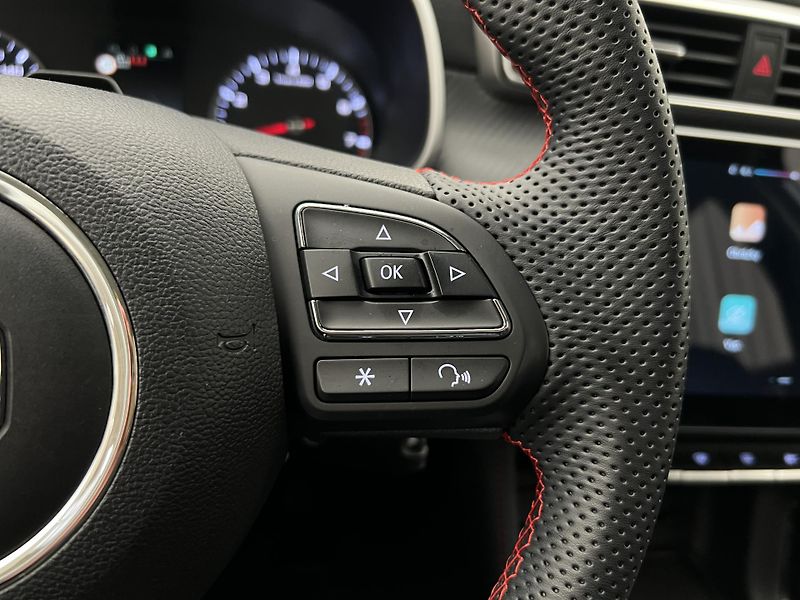 MG ZS 1.5 ESSENTIAL PLUS CZ 1.maj.  - fotka 23 z 38