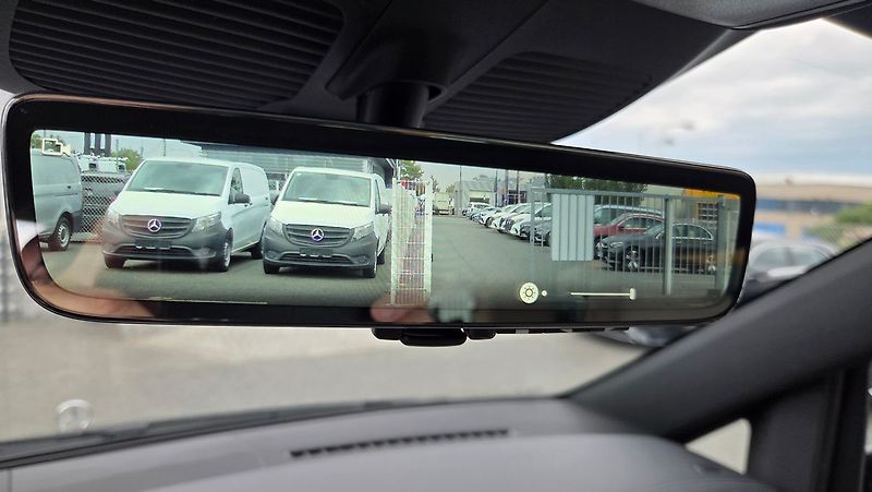 Mercedes-Benz Třídy V 300d Exclusive 4MATIC ACC - fotka 21 z 28