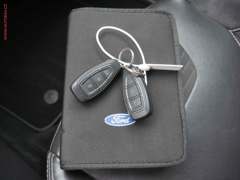 Ford Focus (2017) 1.5EB, Titanium, AT - fotka 15 z 15