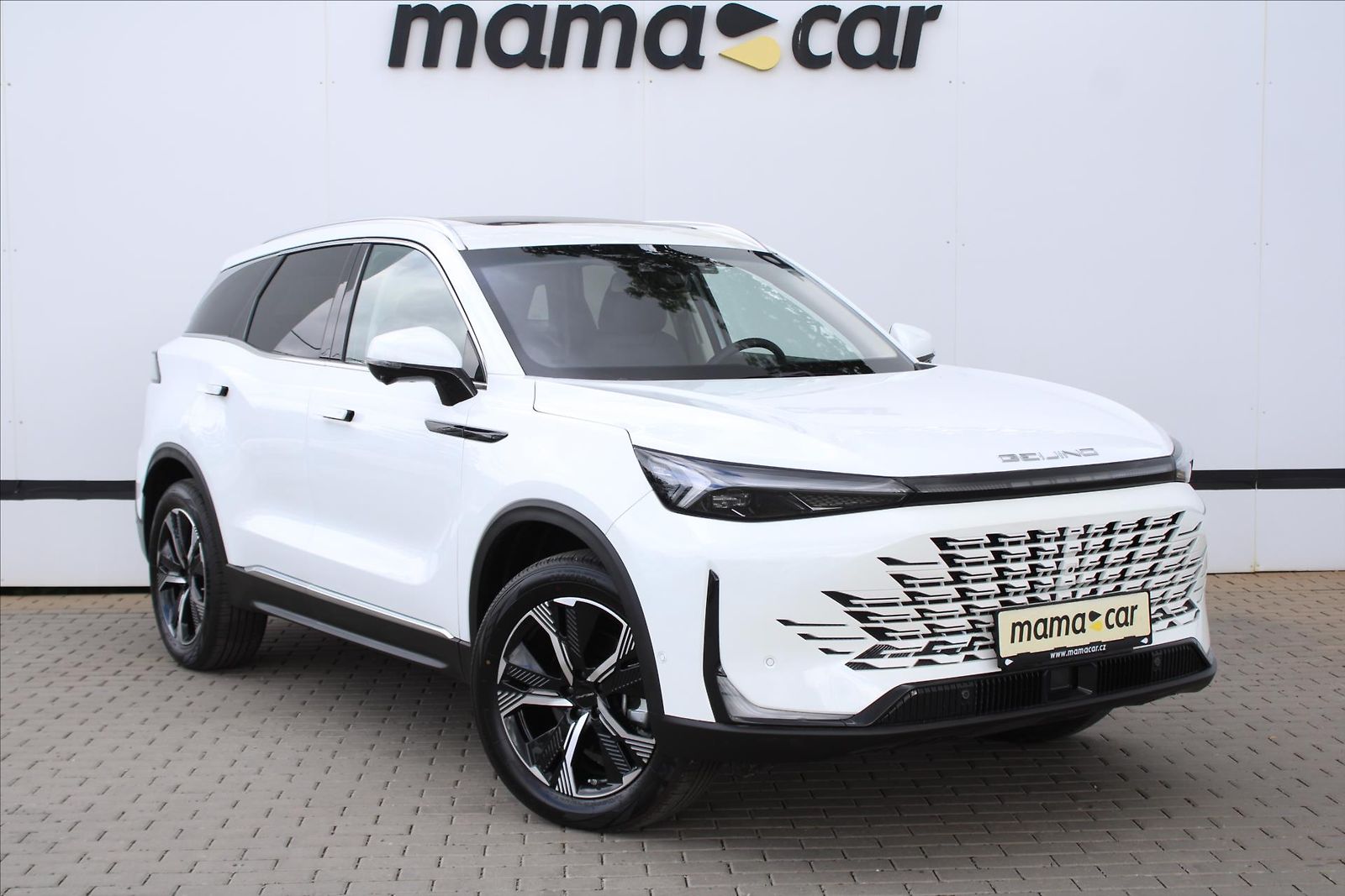 BAIC X7 1.5T 130kW A/T LED PANORAMA