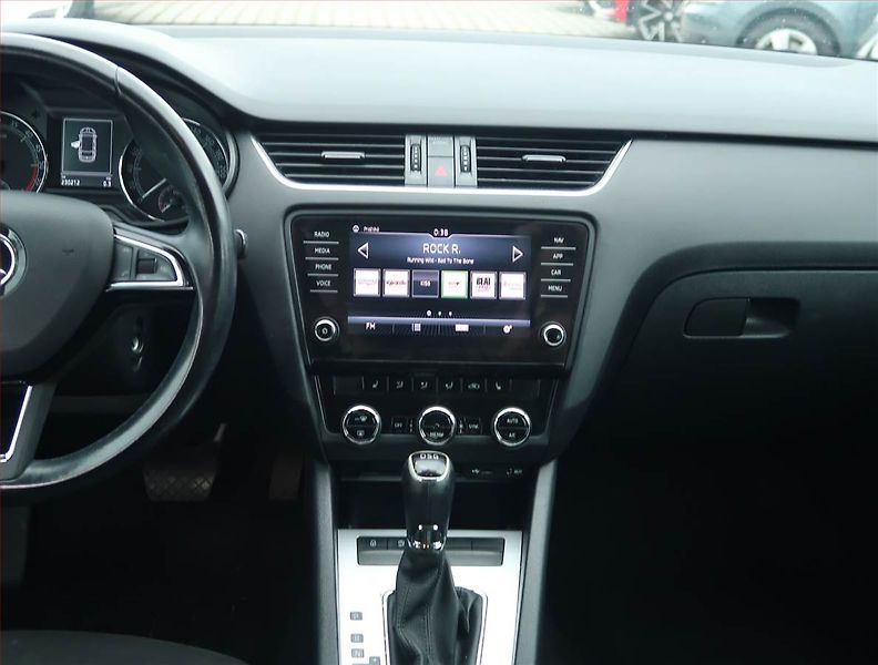 Škoda Octavia (2017) Ambition Plus 2.0 TDI, Automat - fotka 12 z 18