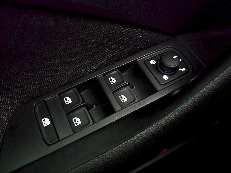 Škoda Kamiq (2025) 1.0TSI 85kW TOP SELECTION MATR - fotka 21 z 25