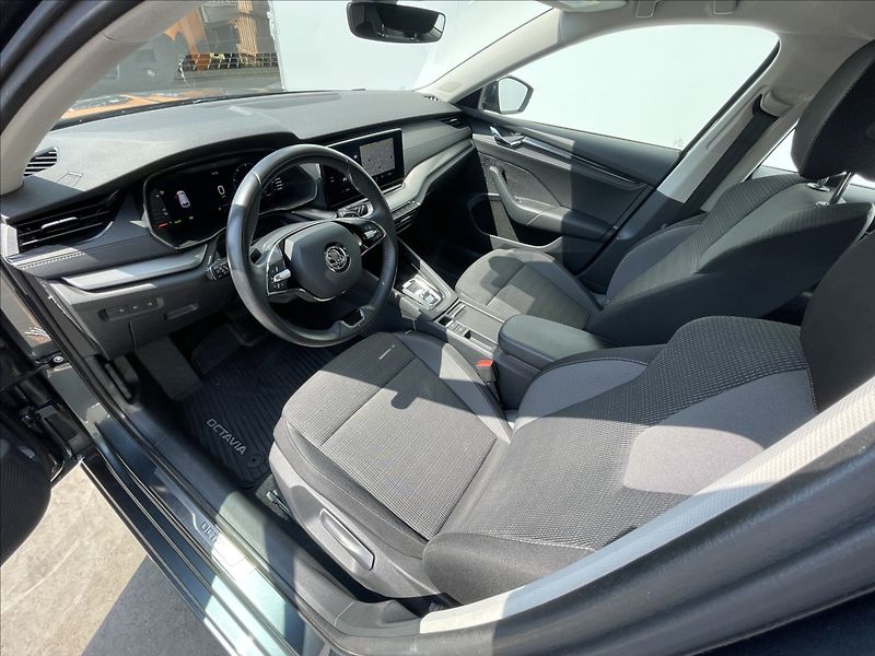Škoda Octavia 1,4 TSI DSG Combi Ambition  iV - fotka 5 z 24